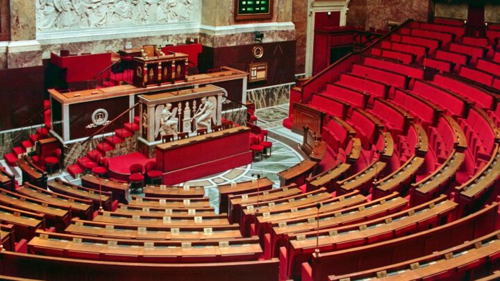 La gauche française en quête d’équilibre à l’Assemblée nationale